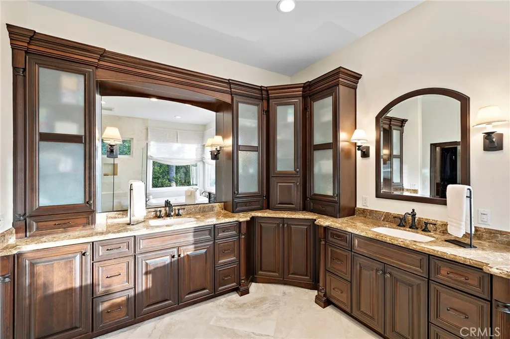 25282 Derbyhill, Laguna Hills, California 92653 home-pic-41