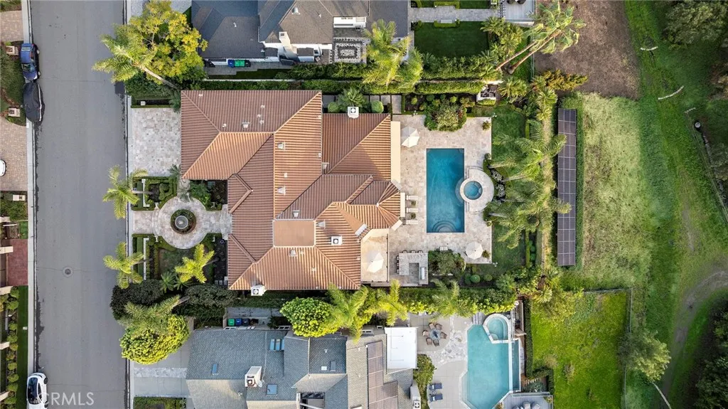 25282 Derbyhill, Laguna Hills, California 92653 home-pic-4