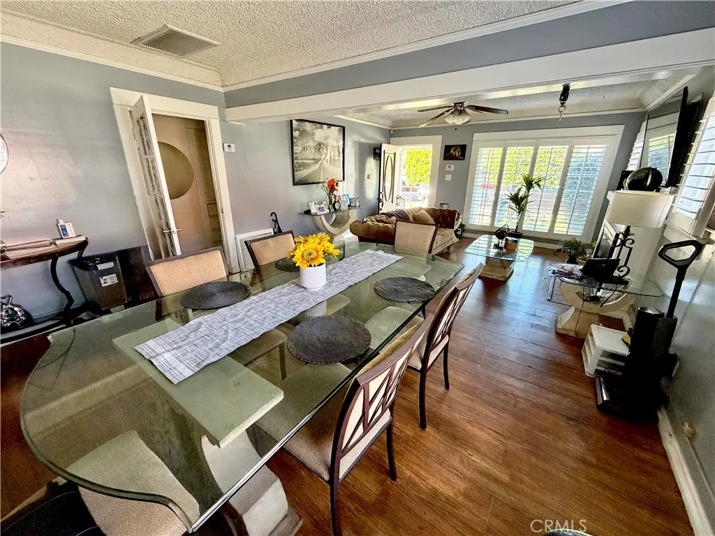 1016 W 51st, Los Angeles, California 90037 home-pic-10