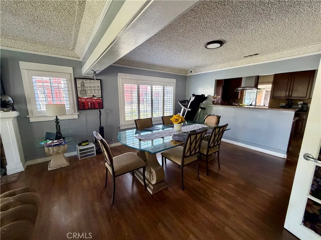 1016 W 51st, Los Angeles, California 90037 home-pic-8