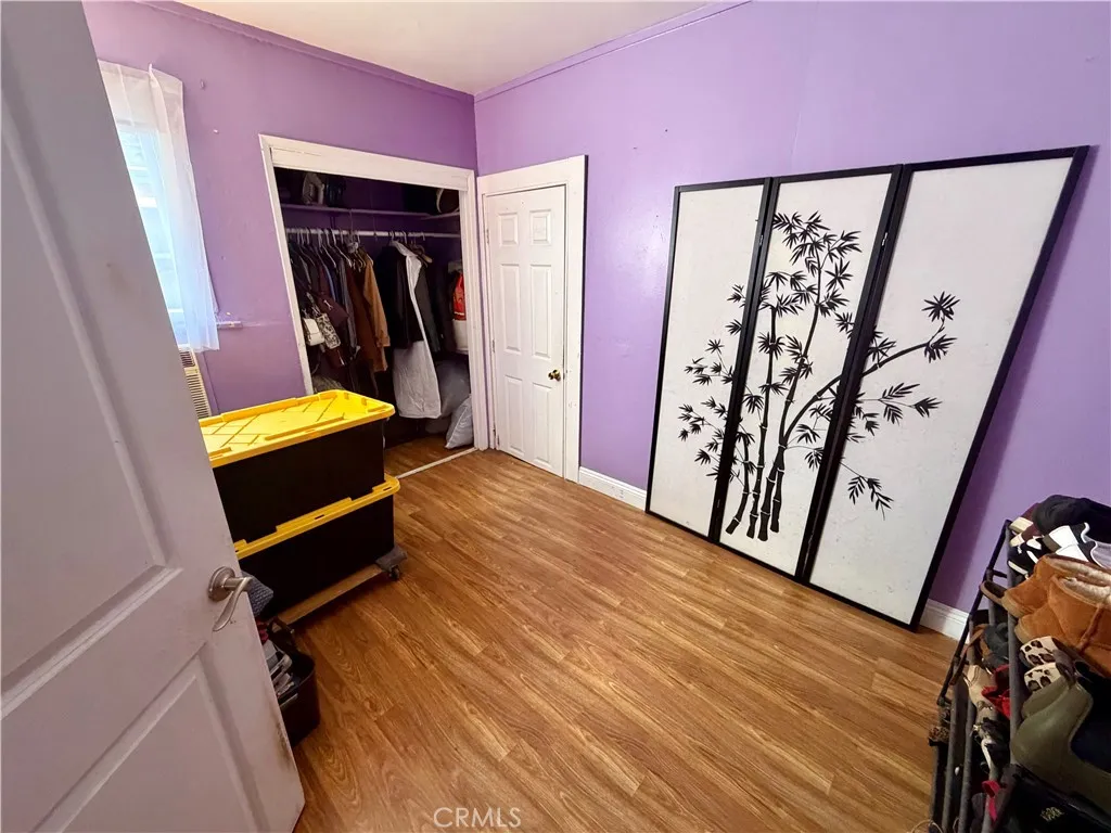 1016 W 51st, Los Angeles, California 90037 home-pic-17