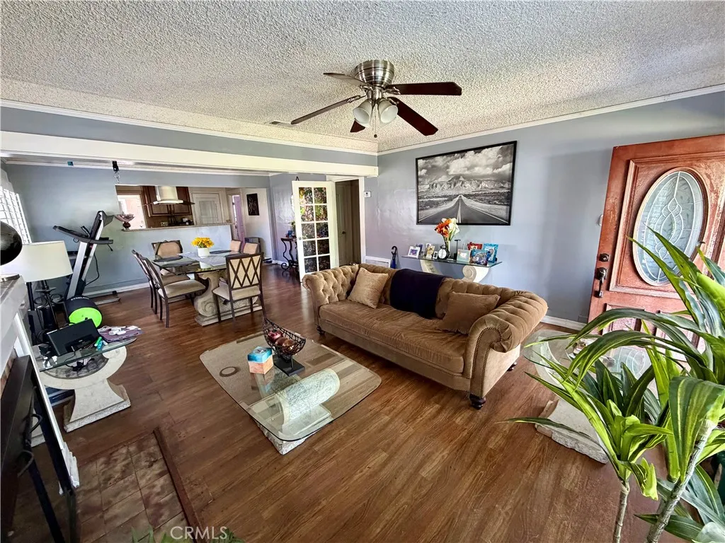1016 W 51st, Los Angeles, California 90037 home-pic-6