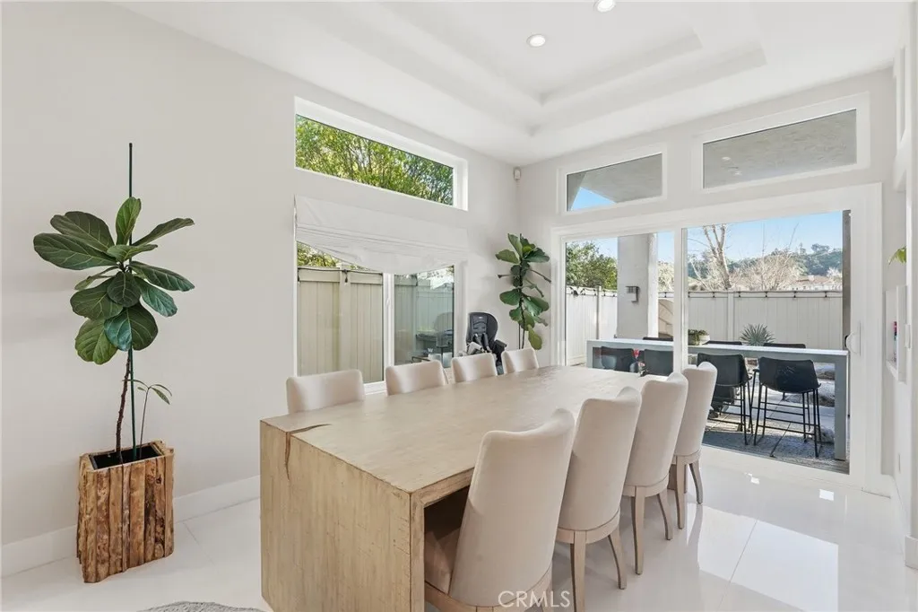 7697 Hazard Center, San Diego, California 92108 home-pic-7