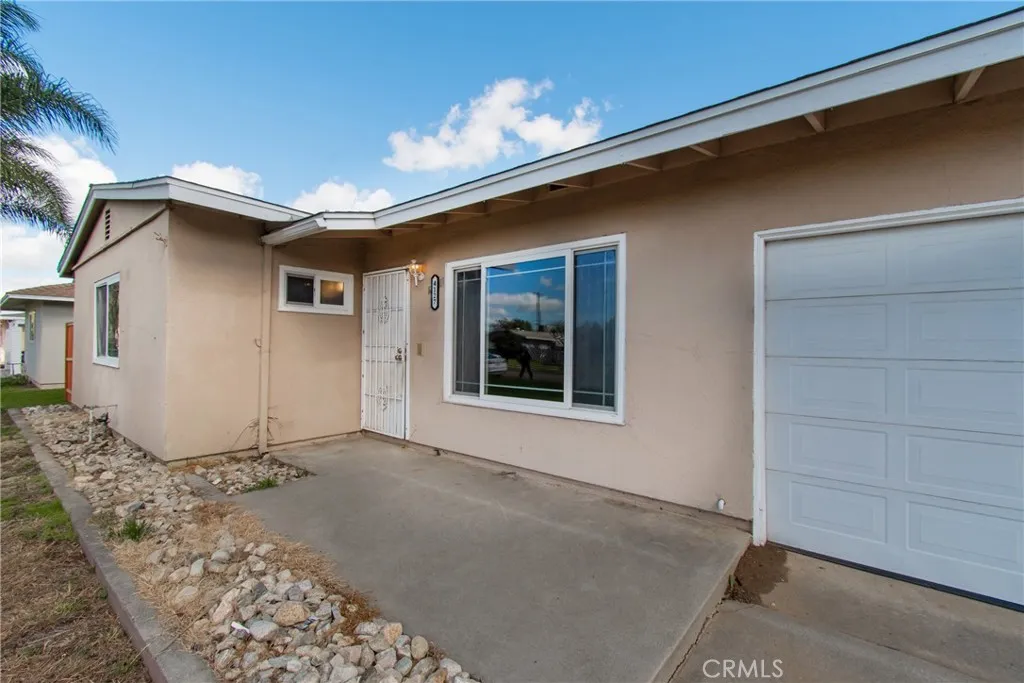 4127 Goodman Street, Riverside, California 92503 home-pic-17