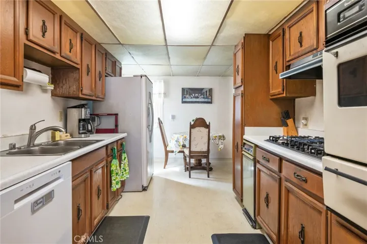 18244 Ashley, Torrance, California 90504