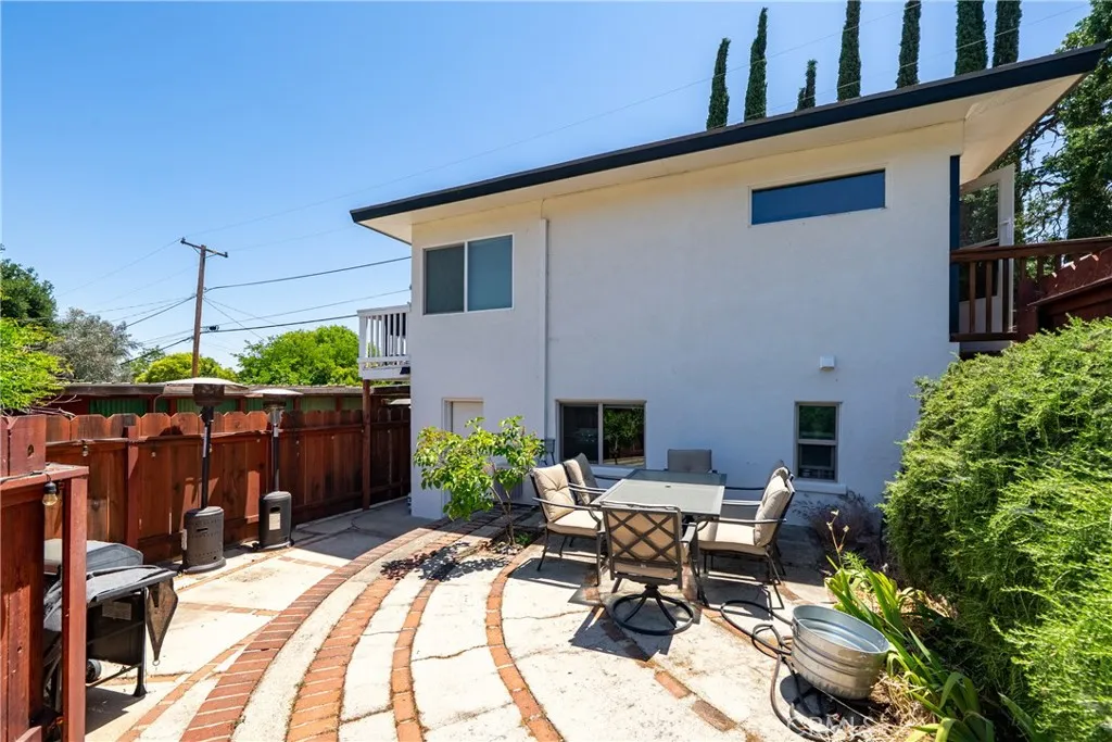 204 18th St, Paso Robles, California 93446 home-pic-60