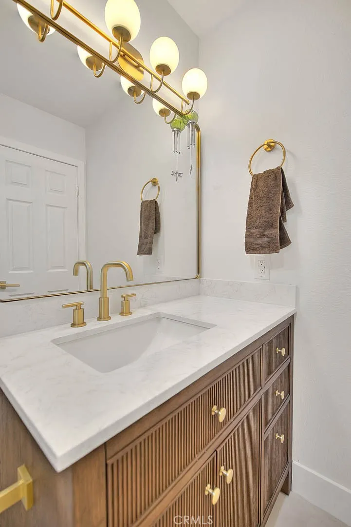 7077 Iris, Rancho Cucamonga, California 91739 home-pic-31
