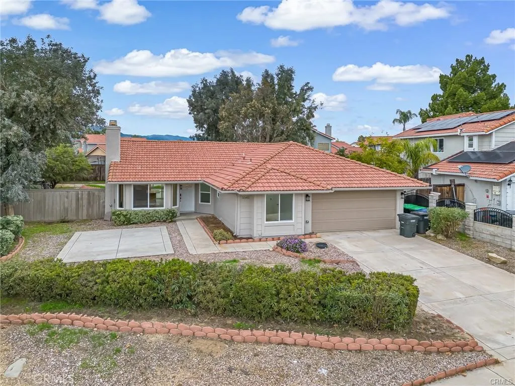 35465 Woshka, Wildomar, California 92595 home-pic-1