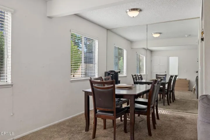 8-web-or-mls-UpmarketMedia-2563Spin-020