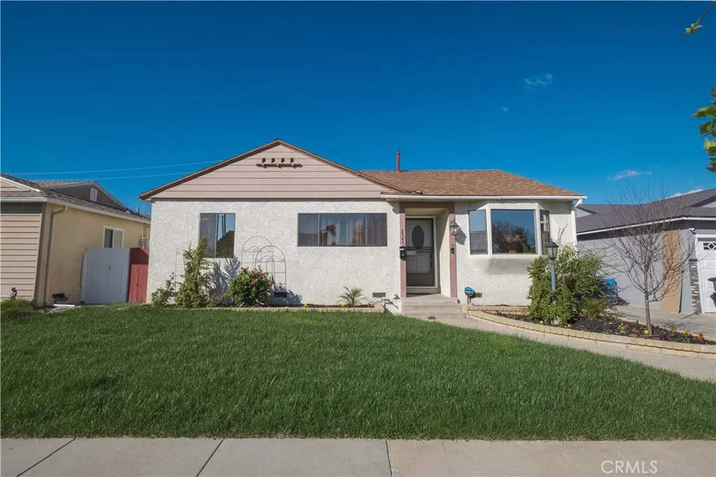 2545 Loomis St, Lakewood, California 90712 home-pic-32