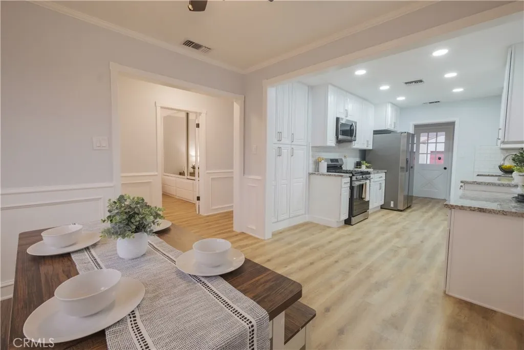 2545 Loomis St, Lakewood, California 90712 home-pic-7