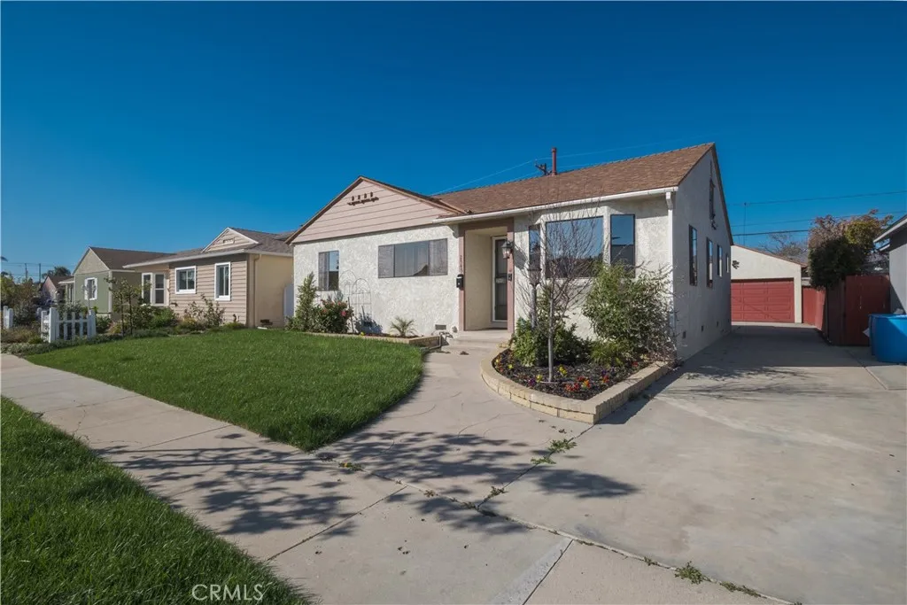 2545 Loomis St, Lakewood, California 90712 home-pic-33