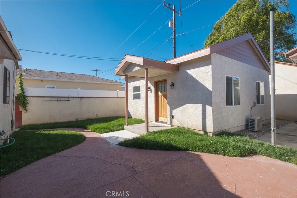 2545 Loomis St, Lakewood, California 90712 home-pic-36