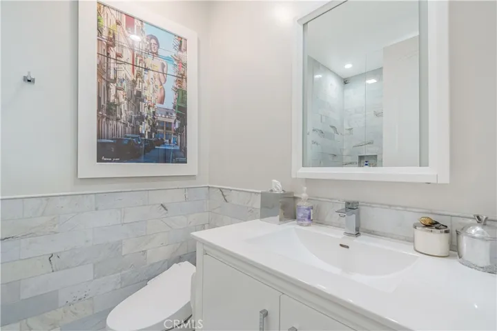 Bedroom 5​​‌​​​​‌​​‌‌​​‌​​​‌‌​​​‌​​‌‌​​‌‌​​‌‌​​​​ Vanity