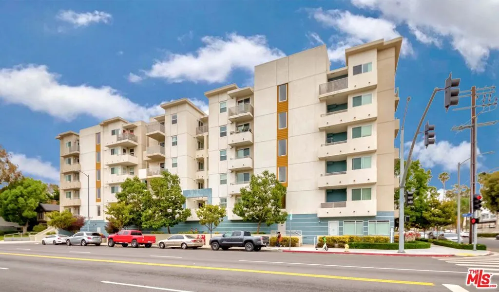 436 S Virgil Avenue 607, Los Angeles, California 90020 home-pic-11