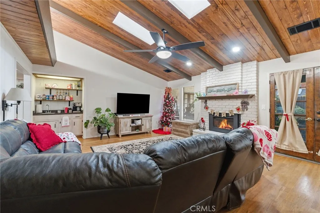 6479 N Blosser, Fresno, California 93711 home-pic-7