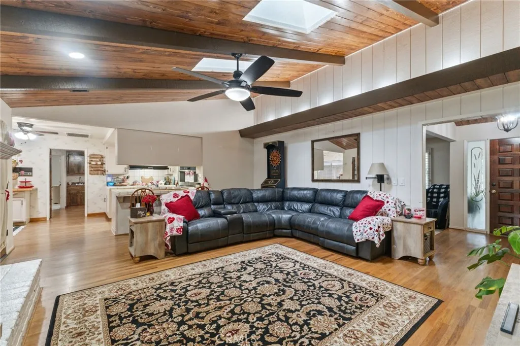 6479 N Blosser, Fresno, California 93711 home-pic-6