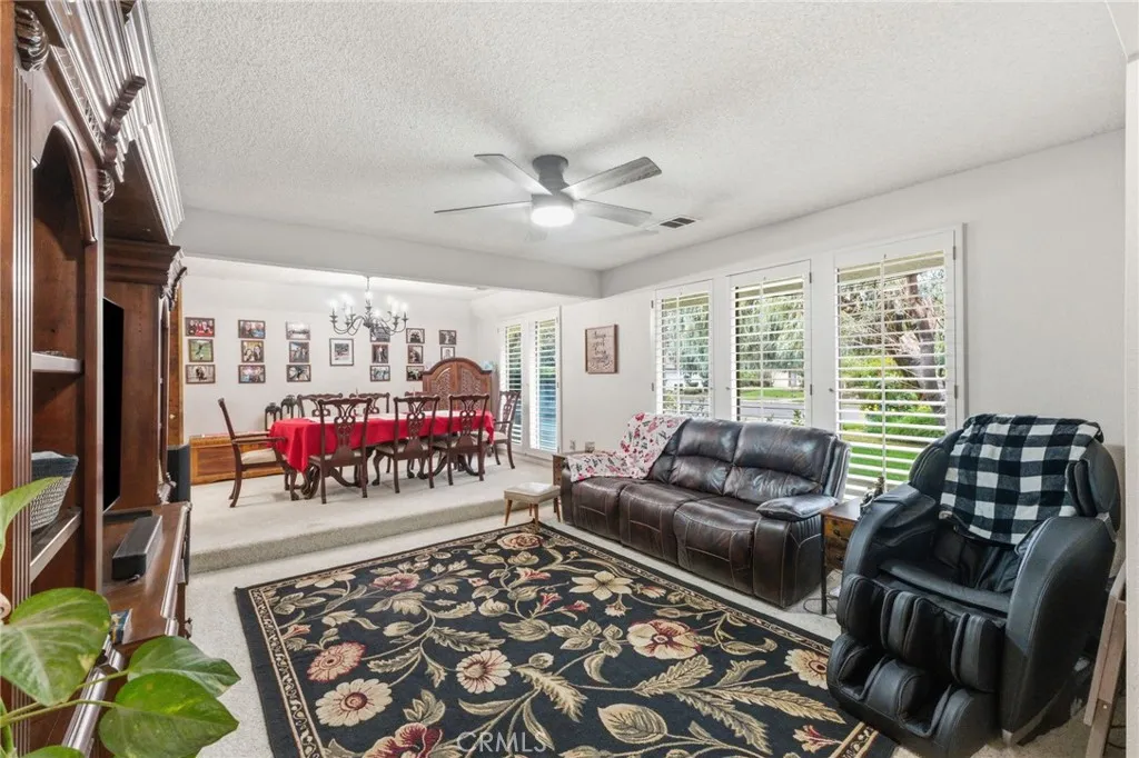 6479 N Blosser, Fresno, California 93711 home-pic-17