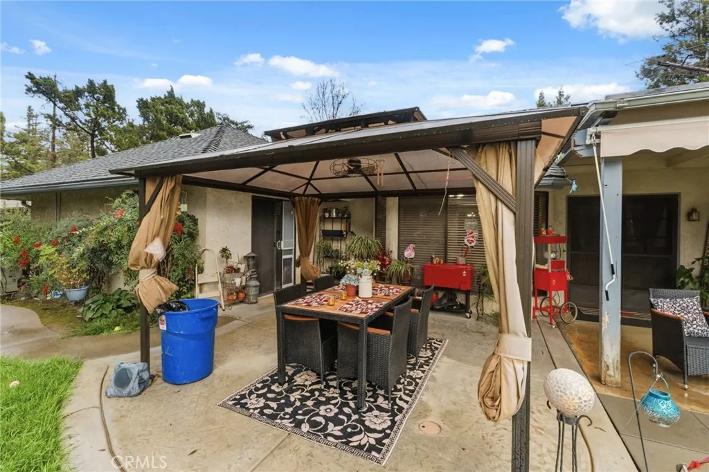 6479 N Blosser, Fresno, California 93711 home-pic-32