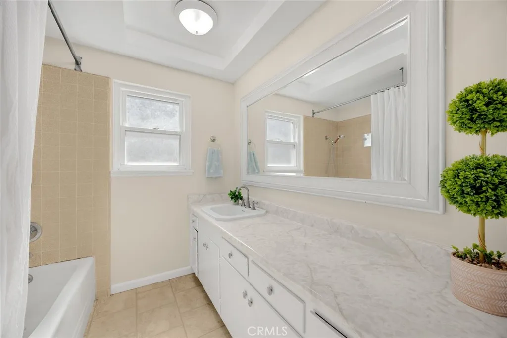 1714 Sierra Bonita, Placentia, California 92870 home-pic-32