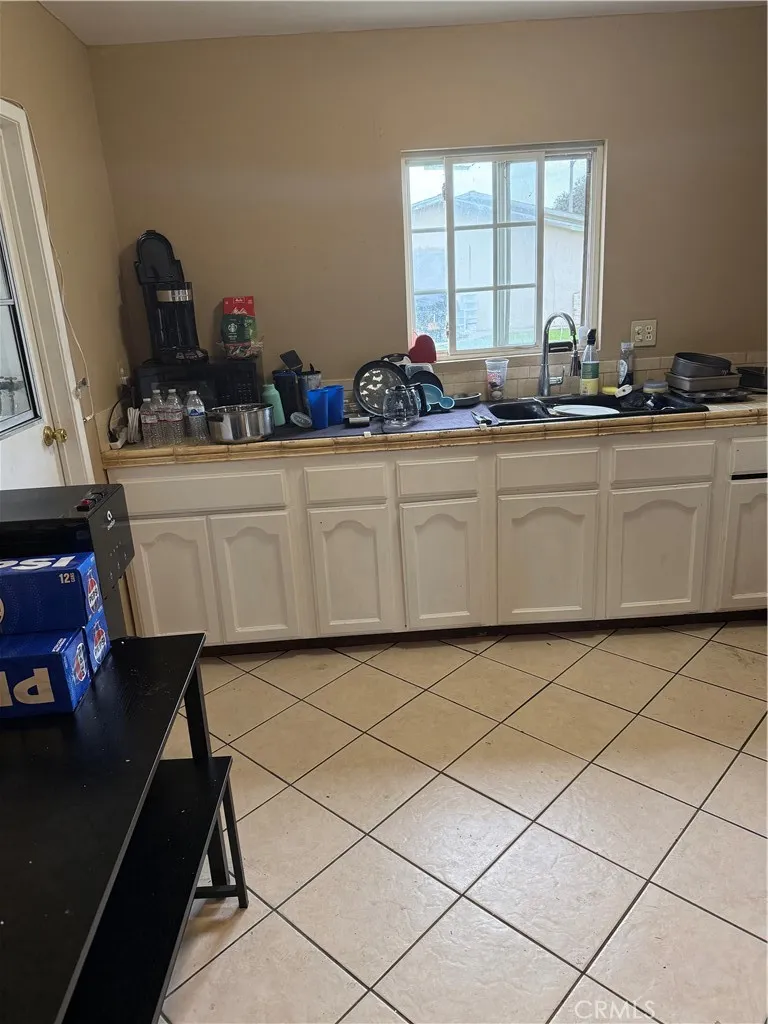 10344 Parise Dr, Whittier, California 90604 home-pic-5