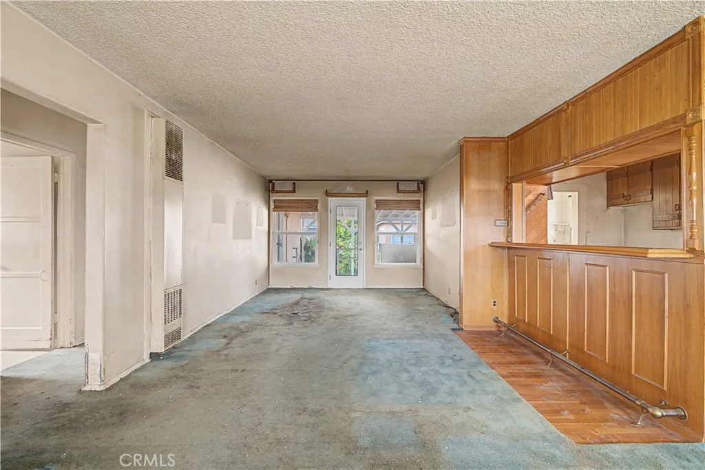 4523 Knoxville, Lakewood, California 90713 home-pic-4