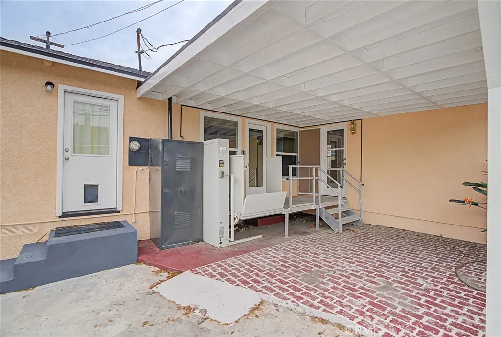 4523 Knoxville, Lakewood, California 90713 home-pic-12