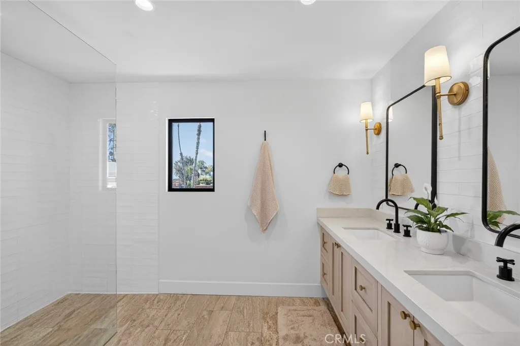 27081 Calle Dolores, Capistrano Beach, California 92624 home-pic-19
