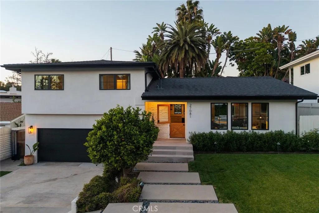 27081 Calle Dolores, Capistrano Beach, California 92624 home-pic-3