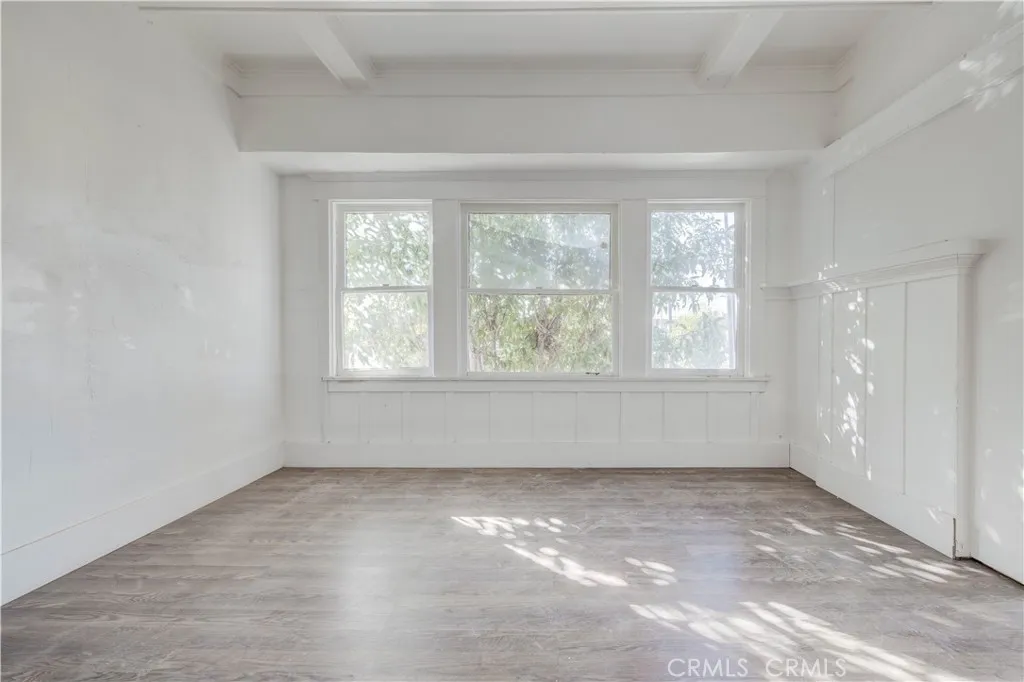 458 W Vernon, Los Angeles, California 90037 home-pic-4