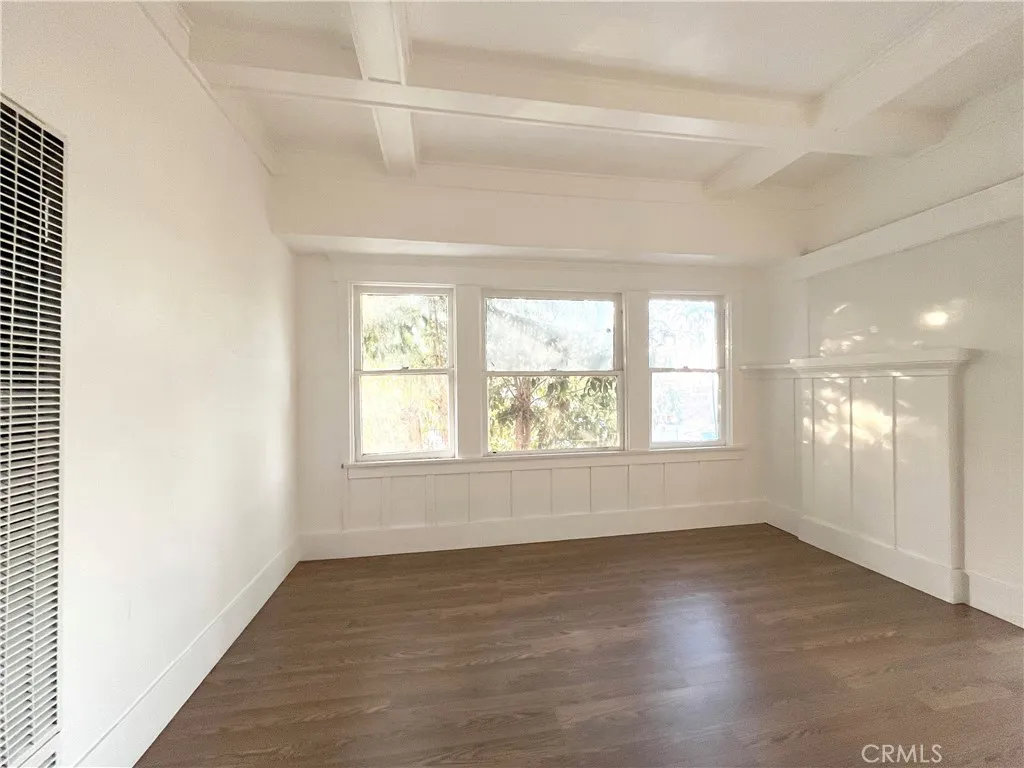 458 W Vernon, Los Angeles, California 90037 home-pic-14