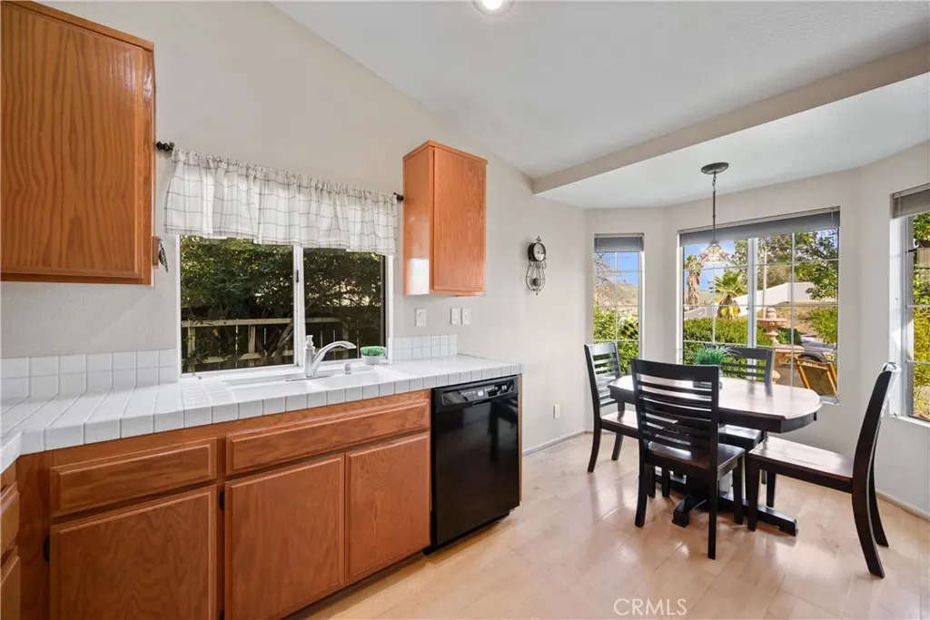 26693 Spotted Pony Drive, Corona, California 92883 home-pic-7