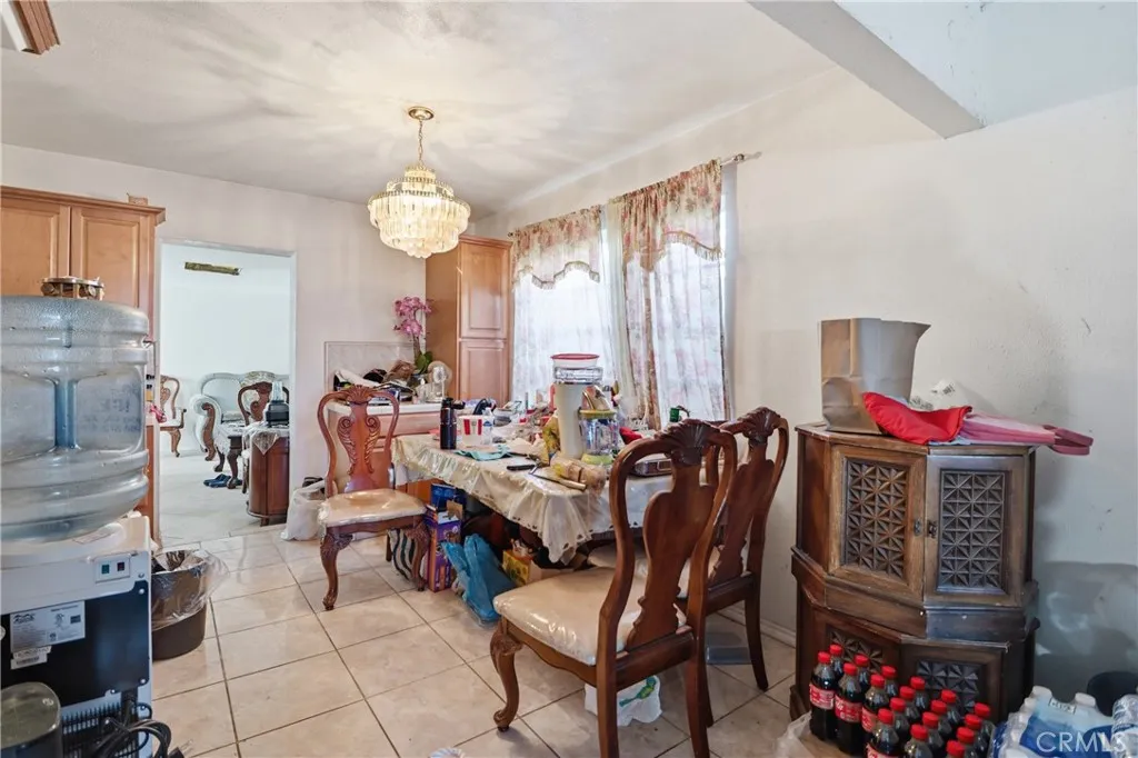 1728 De Anza St, Barstow, California 92311 home-pic-11