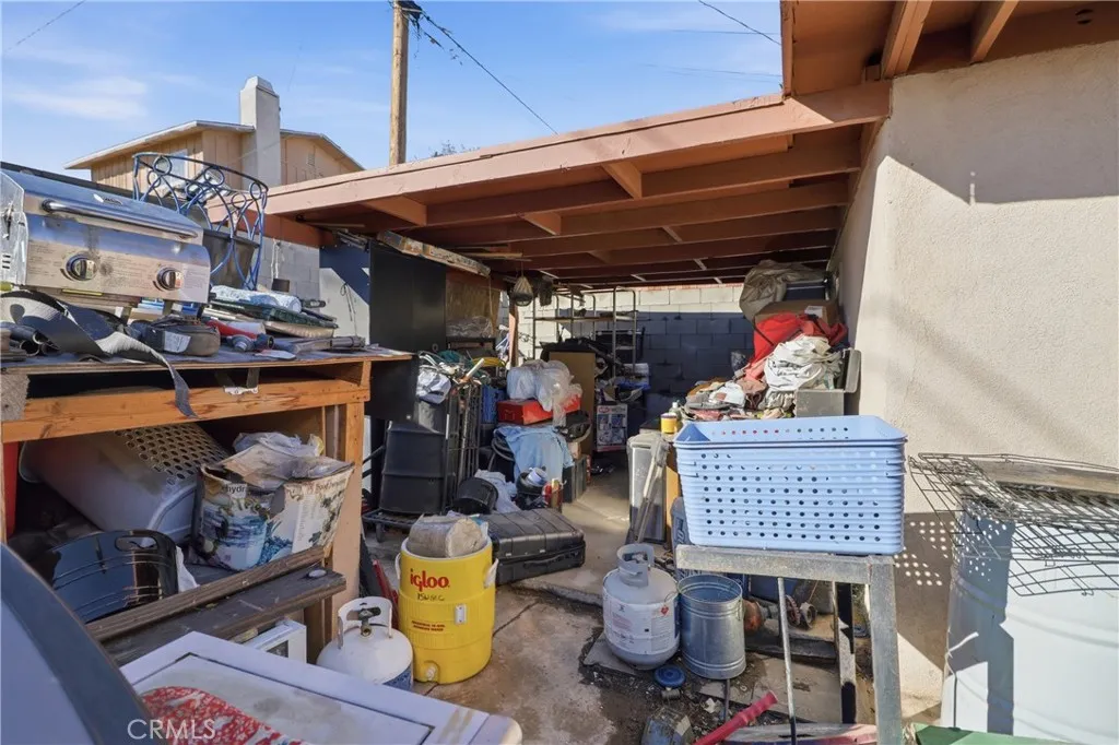 1728 De Anza St, Barstow, California 92311 home-pic-18