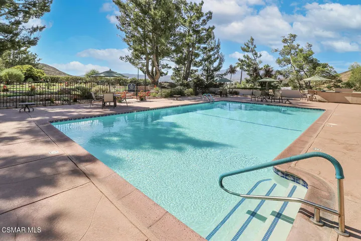 kCommunity Pool and Golf5