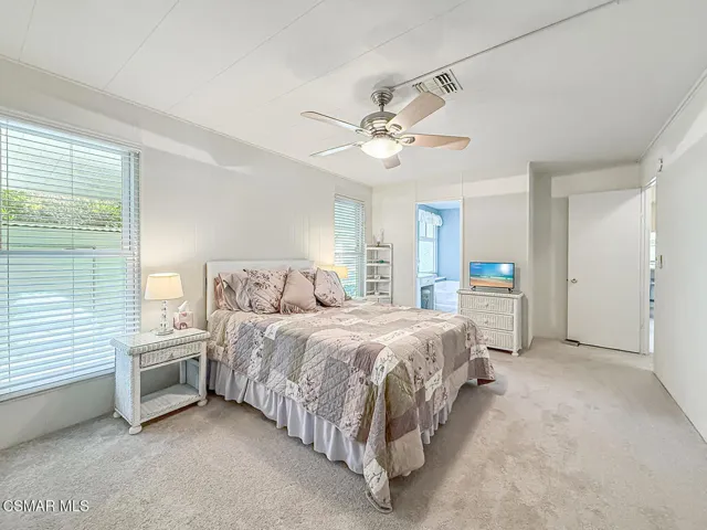 gPrimary Bedroom2