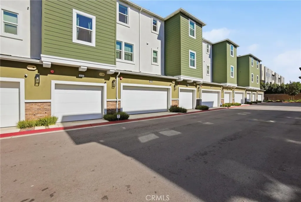 1618 W. Cameron, West Covina, California 91790 home-pic-32