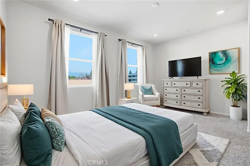 1618 W. Cameron, West Covina, California 91790 home-pic-21