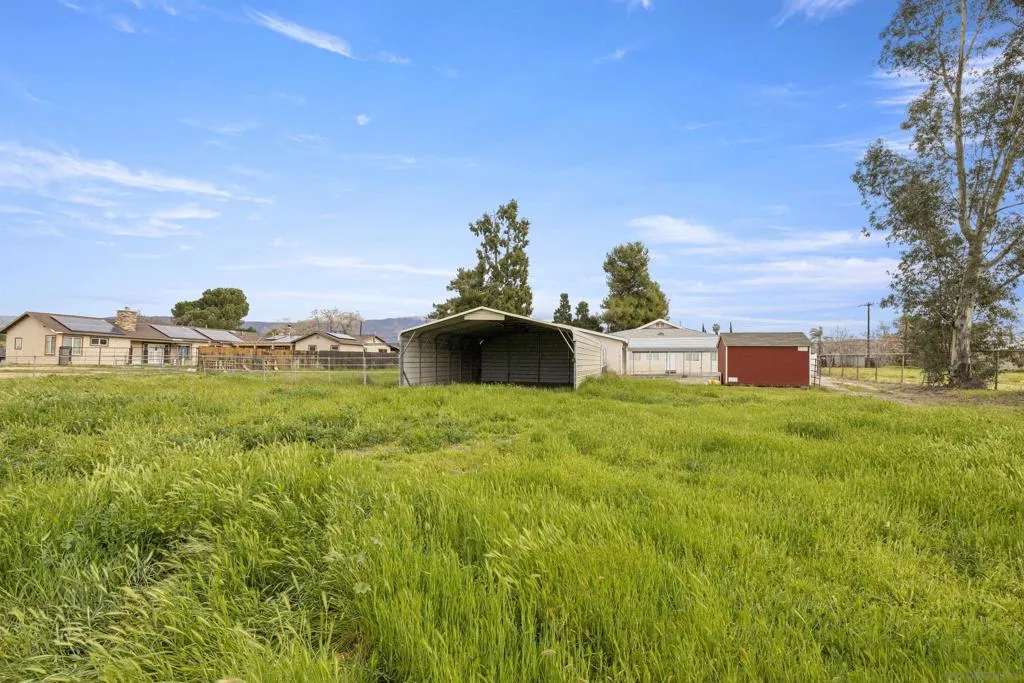 12730 8th St, Yucaipa, California 92399 home-pic-36