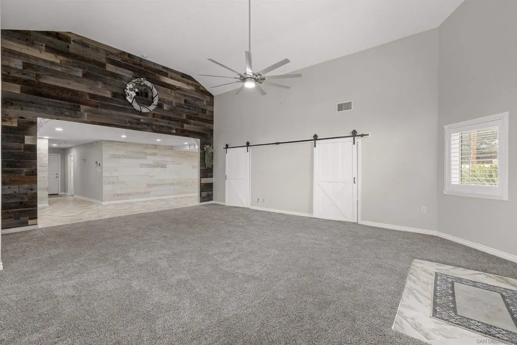 12730 8th St, Yucaipa, California 92399 home-pic-8
