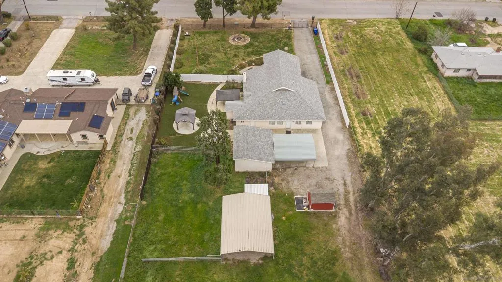 12730 8th St, Yucaipa, California 92399 home-pic-38
