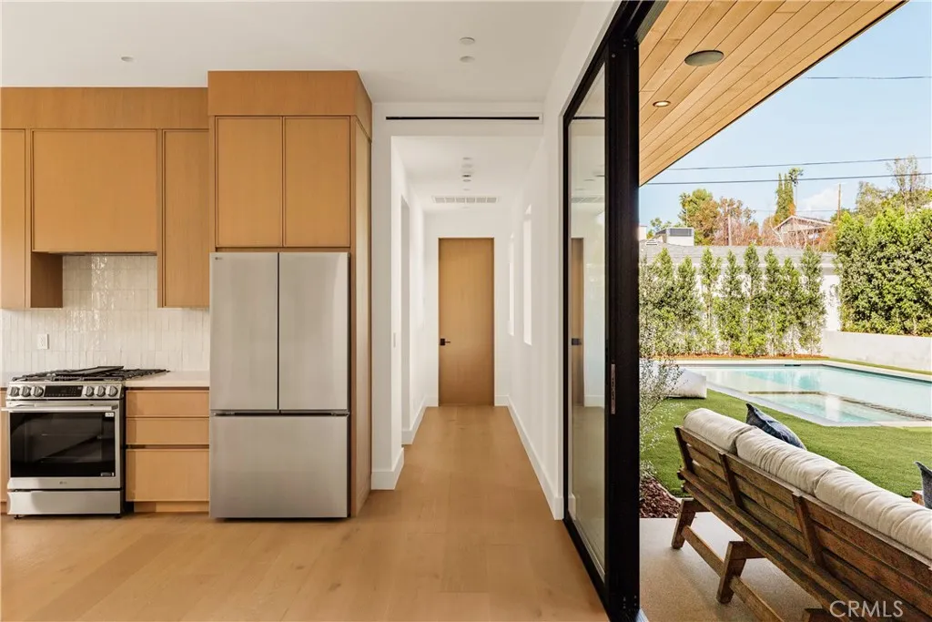 12753 Halkirk Street, Studio City, California 91604 home-pic-61