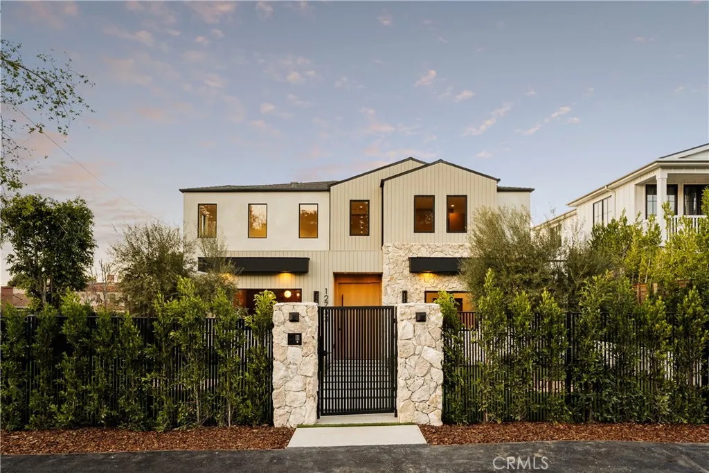 12753 Halkirk Street, Studio City, California 91604 home-pic-4