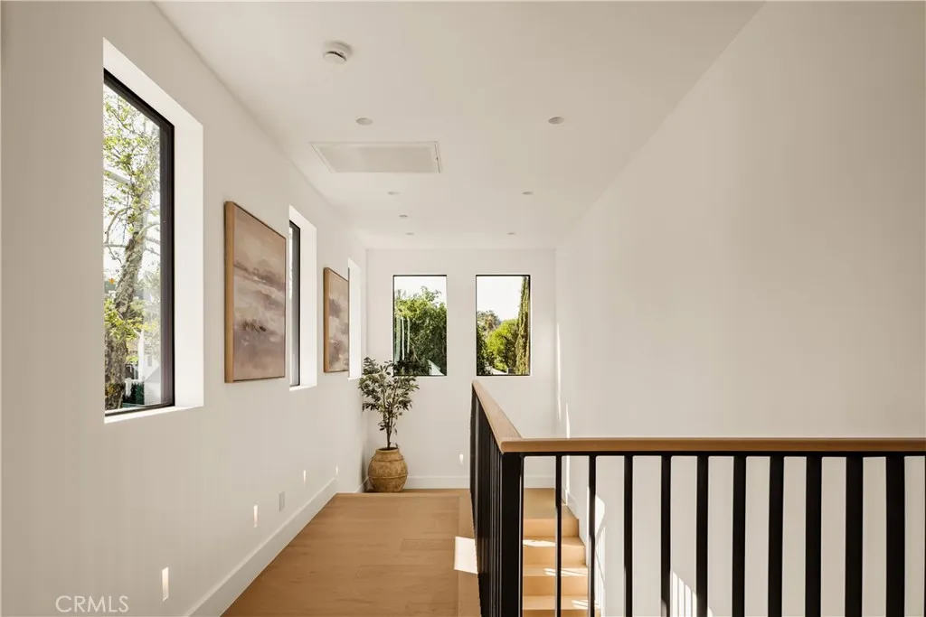 12753 Halkirk Street, Studio City, California 91604 home-pic-31