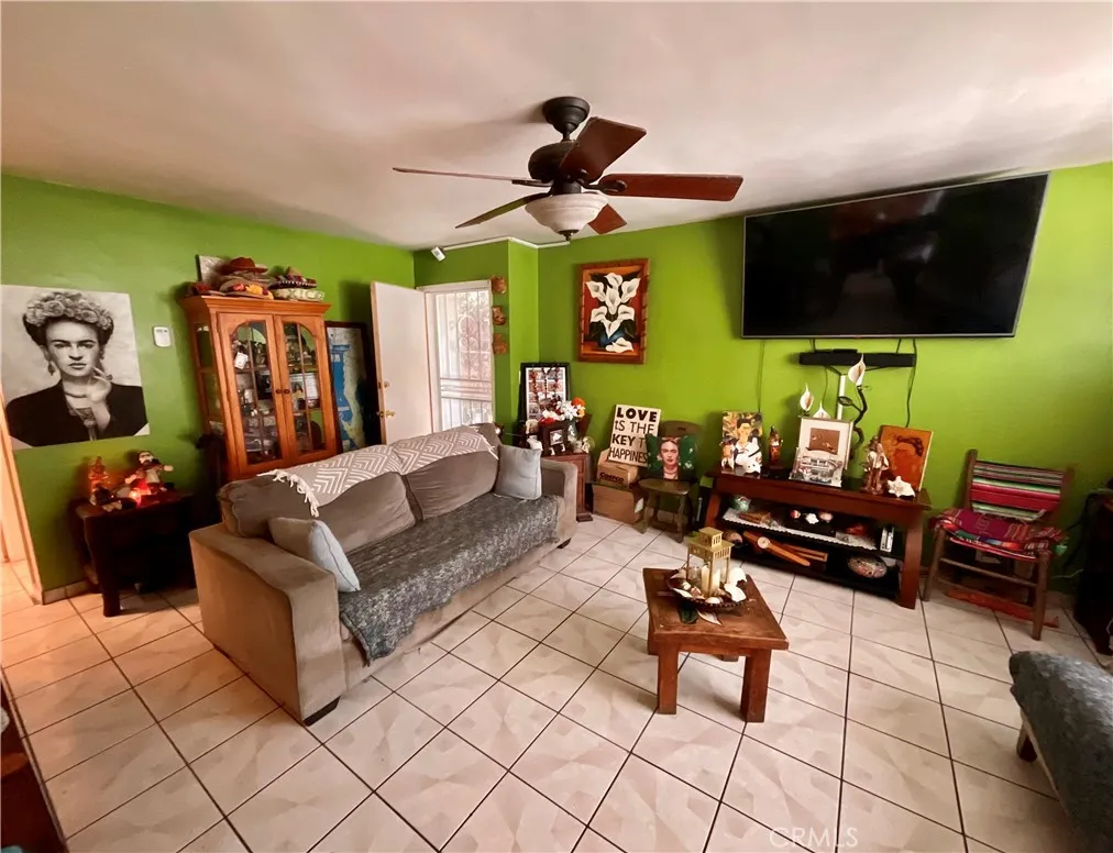 4766 Hammel, Los Angeles, California 90022 home-pic-4
