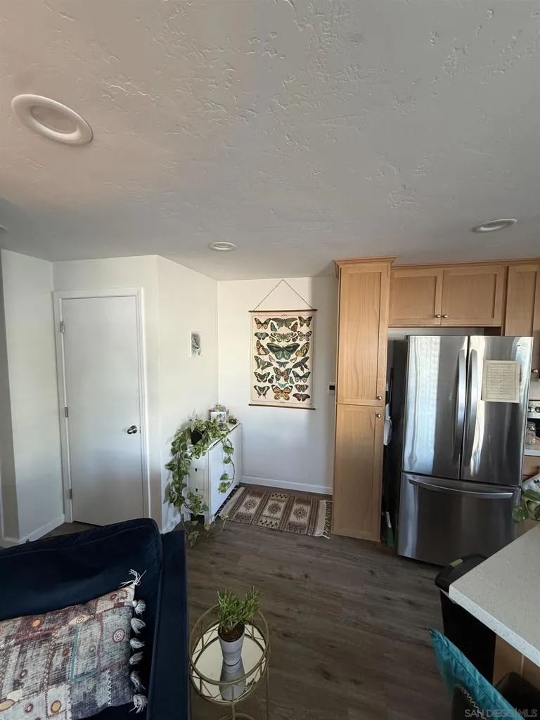 2239 2241 Meadow Lark Drive, San Diego, California 92123 home-pic-26