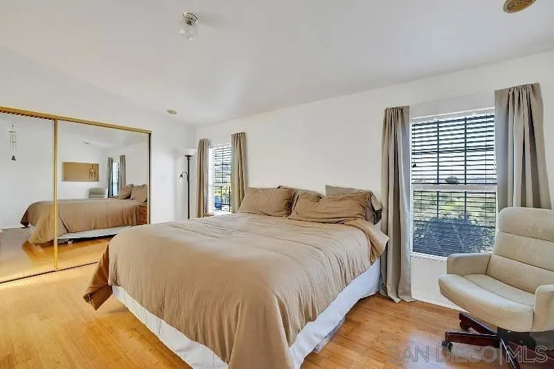 2239 2241 Meadow Lark Drive, San Diego, California 92123 home-pic-14