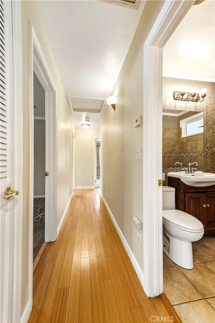 15830 Kalisher, Granada Hills, California 91344 home-pic-18