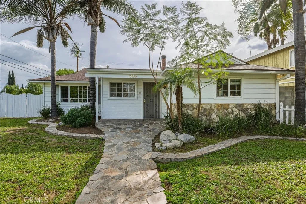 15830 Kalisher, Granada Hills, California 91344 home-pic-1