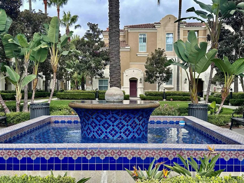2760 Farragut 109, San Diego, California 92106 home-pic-2